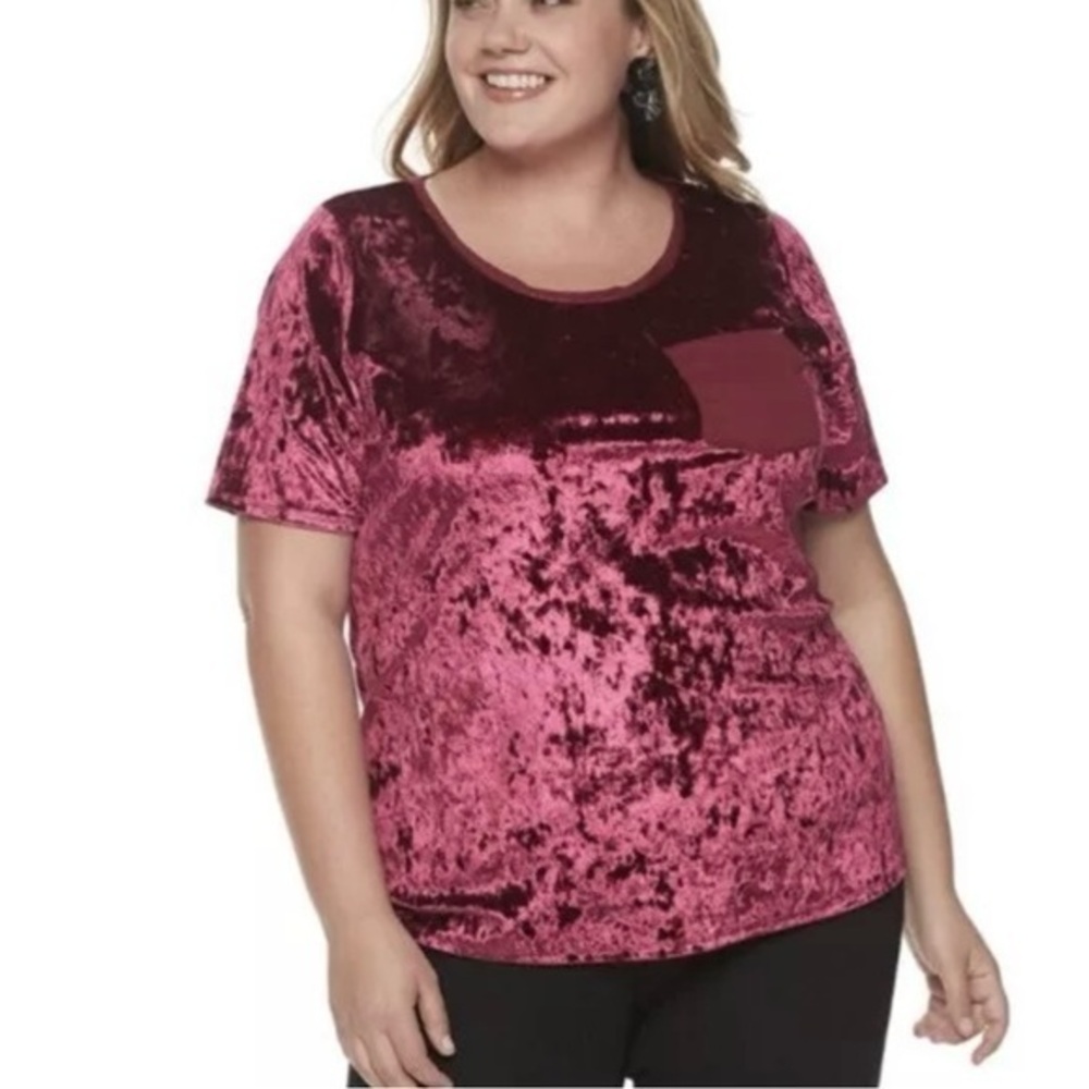 Evri Crushed Velvet Pocket Short Sleeve Blouse 1X Hibiscus Scoop Neck Very Soft‎
